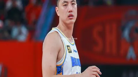 佩古拉：赛场征途，只为巅峰荣耀一搏冠军！